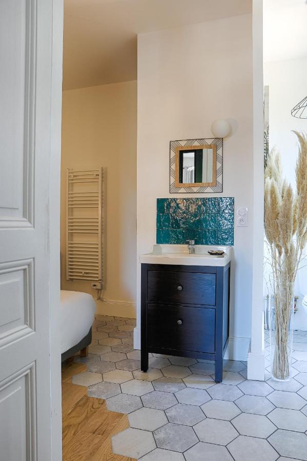 Residence L'Aristide : Appartement Naomi オーレー エクステリア 写真