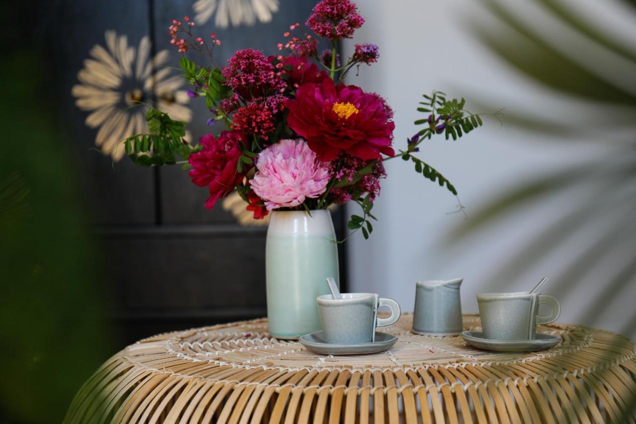 Residence L'Aristide : Appartement Naomi オーレー エクステリア 写真